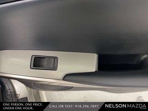 Used 2016 Lexus IS 200t image 40