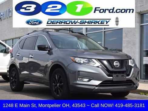 Used 2018 Nissan Rogue SV w/ Premium Package AWD/4WD image 1