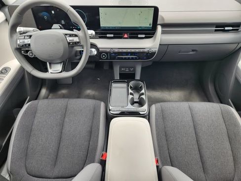 Certified 2026 Hyundai Ioniq 5 SE RWD image 18