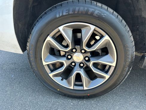 Used 2020 Chevrolet Tahoe 4WD image 17