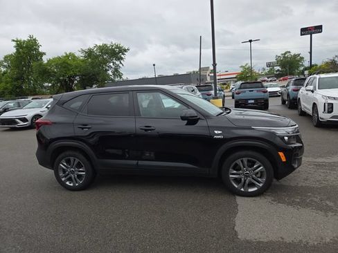 Used 2023 Kia Seltos LX AWD/4WD image 5