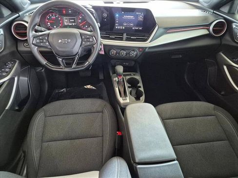 Used 2024 Chevrolet Trax RS w/ Driver Confidence Package FWD image 16