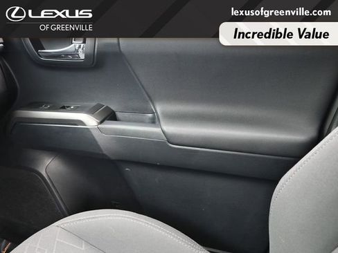 Used 2019 Toyota Tacoma TRD Off-Road AWD/4WD image 19