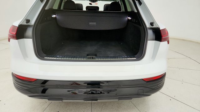 Used 2024 Audi Q8 e-tron Premium AWD/4WD image 28