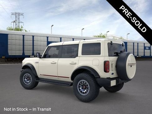 New 2026 Ford Bronco Outer Banks AWD/4WD image 4