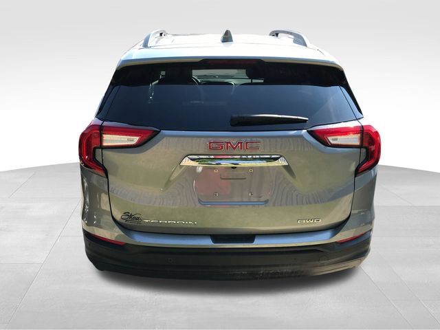 Certified 2024 GMC Terrain SLE w/ Driver Convenience Package AWD/4WD image 34