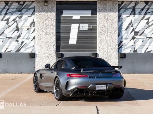 Used 2018 Mercedes-Benz AMG GT R image 12