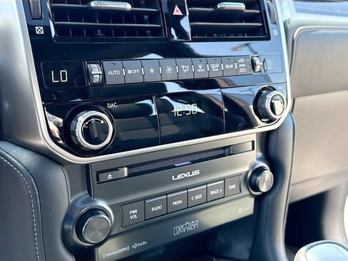 Used 2023 Lexus GX 460 Premium AWD/4WD image 11