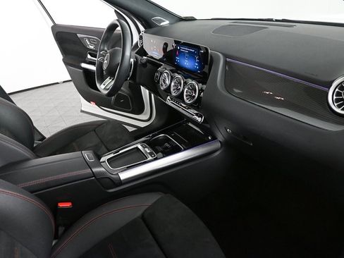 Certified 2025 Mercedes-Benz GLA 35 AMG 4MATIC image 24