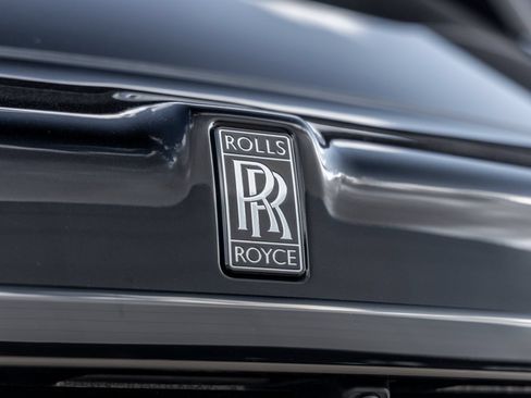 Used 2026 Rolls-Royce Cullinan Black Badge AWD/4WD image 15