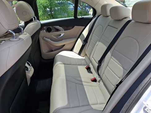 Used 2016 Mercedes-Benz C 300 4MATIC Sedan image 10