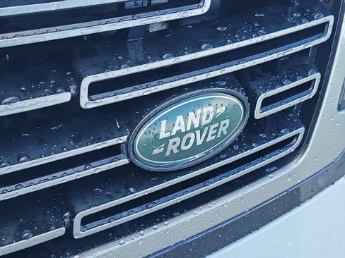 Certified 2025 Land Rover Range Rover Long Wheelbase SE AWD/4WD image 10