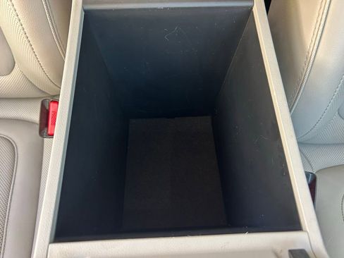 Used 2022 Hyundai Tucson Limited image 47