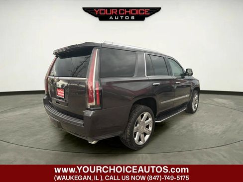 Used 2018 Cadillac Escalade Luxury AWD/4WD image 5