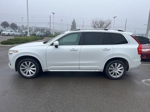 Used 2016 Volvo XC90 T6 Momentum image 8
