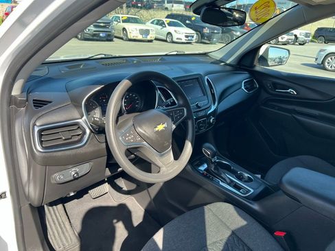 Used 2022 Chevrolet Equinox LT AWD/4WD image 18