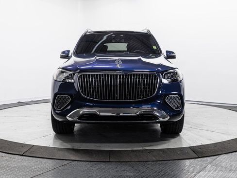 Used 2024 Mercedes-Benz Maybach GLS 600 4MATIC image 2