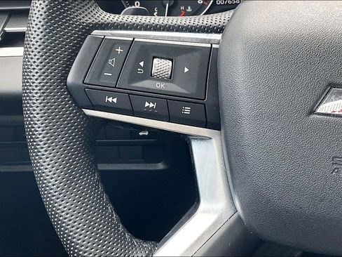Used 2023 Mitsubishi Outlander SE AWD/4WD image 17