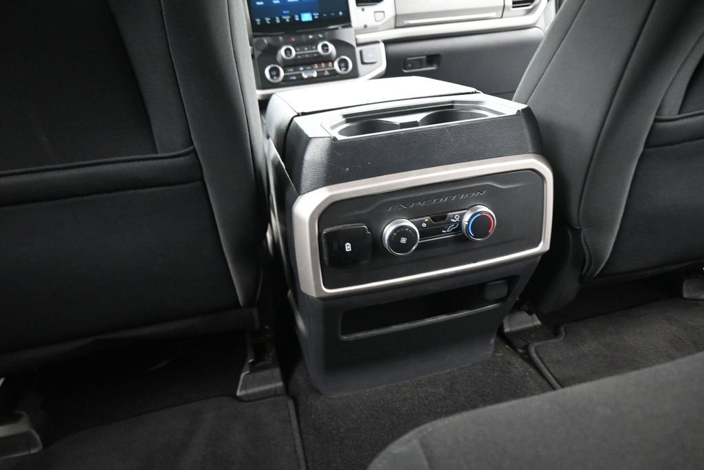 Used 2022 Ford Expedition XL AWD/4WD image 43