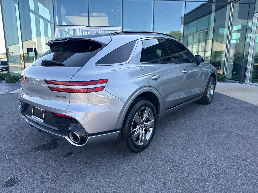 Used 2023 Genesis GV70 3.5T Sport AWD/4WD image 3