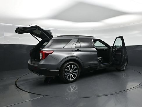 Used 2023 Ford Explorer ST-Line w/ Class IV Trailer Tow Package RWD image 5