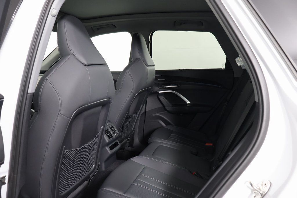 New 2026 Audi Q5 Premium AWD/4WD image 6
