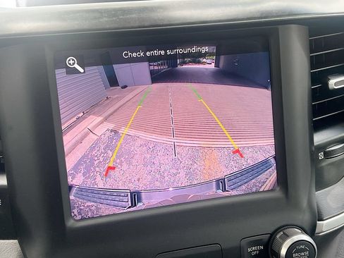 Used 2020 RAM 1500 Big Horn AWD/4WD image 13