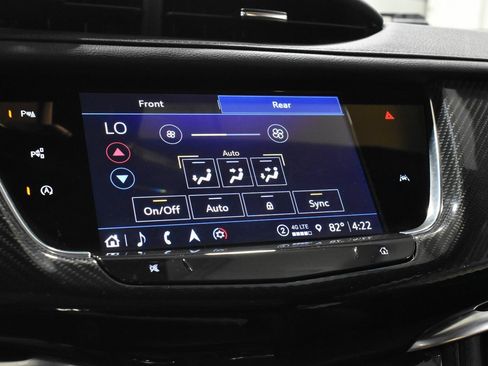 Certified 2025 Cadillac XT6 Sport w/ Technology Package AWD/4WD image 17