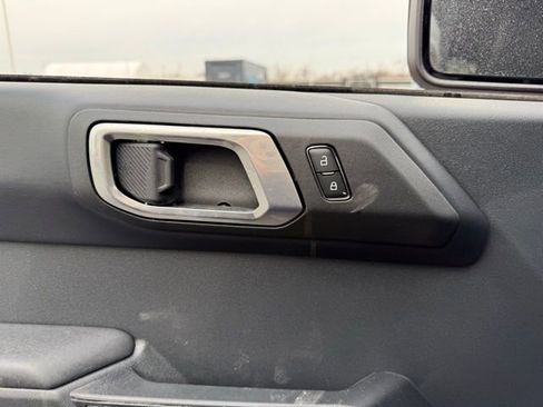 New 2025 Ford Bronco Badlands image 21