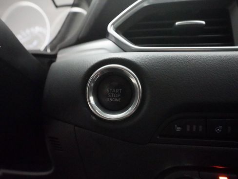 Used 2018 MAZDA CX-5 Touring image 31