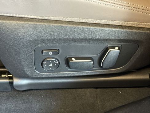 New 2025 BMW X4 M w/ Executive Package image 25