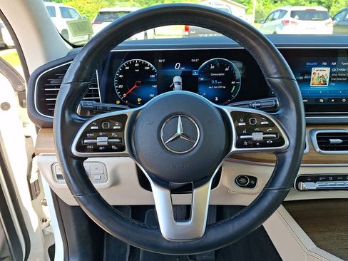 Used 2021 Mercedes-Benz GLE 350 4MATIC image 19