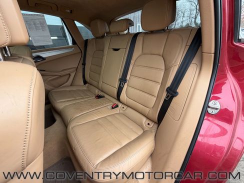 Used 2015 Porsche Macan Turbo image 29