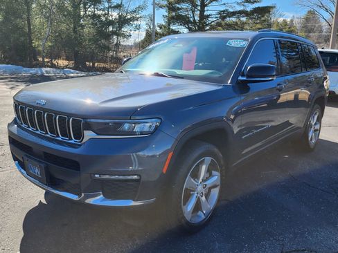 Used 2022 Jeep Grand Cherokee L Limited image 14