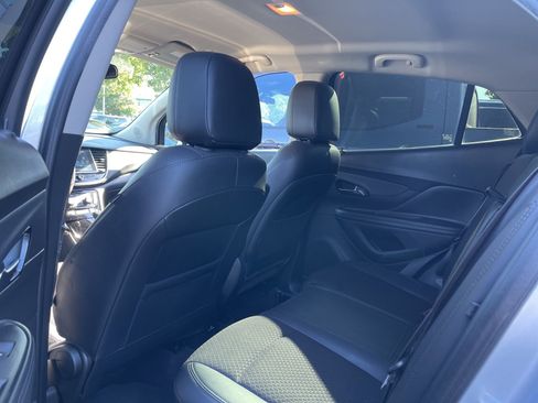 Used 2019 Buick Encore Sport Touring w/ Safety Package FWD image 4
