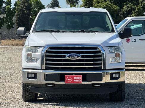 Used 2015 Ford F150 XLT w/ Equipment Group 302A Luxury AWD/4WD image 11