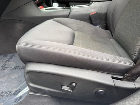 Used 2021 Chrysler 300 Touring w/ Sport Appearance Package RWD image 19