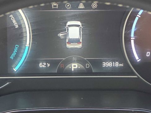 Used 2022 Kia Niro EX image 22
