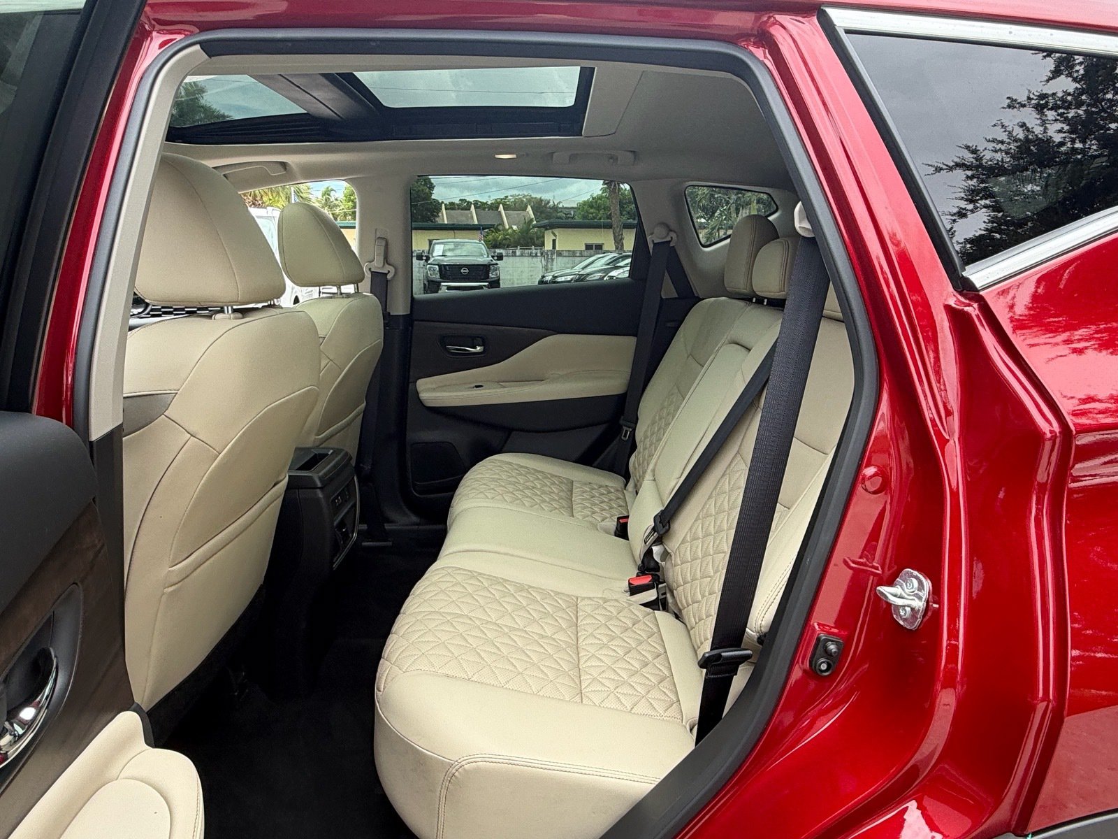 Certified 2023 Nissan Murano Platinum w/ Cargo Package AWD/4WD image 11