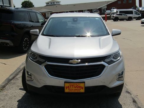 Used 2021 Chevrolet Equinox LT w/ LPO, Cargo Package AWD/4WD image 13