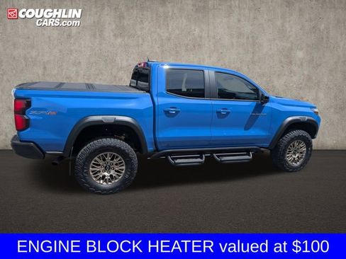 Used 2025 Chevrolet Colorado ZR2 w/ Technology Package AWD/4WD image 9