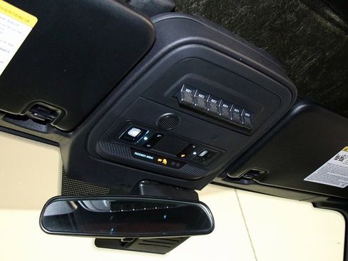 Used 2024 Ford Bronco Badlands image 23