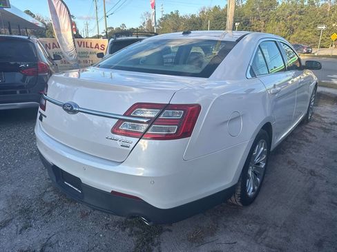 Used 2019 Ford Taurus Limited FWD image 4