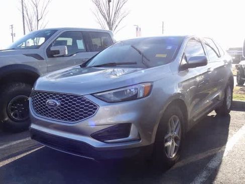 Used 2023 Ford Edge SEL image 1