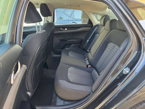 Used 2025 Kia K5 LXS FWD image 25