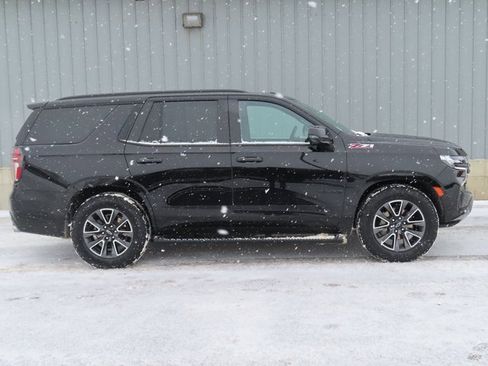 Used 2024 Chevrolet Tahoe Z71 w/ Z71 Off-Road Package image 2