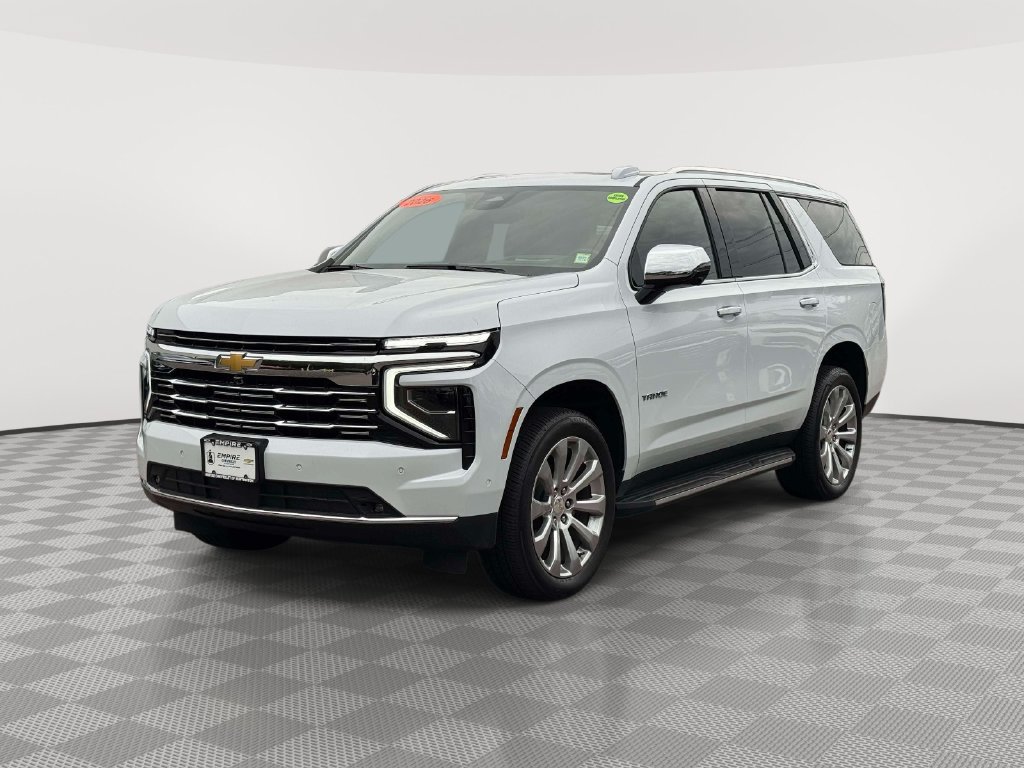 Used 2026 Chevrolet Tahoe Premier AWD/4WD image 3