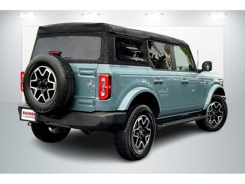 Used 2023 Ford Bronco Outer Banks image 13