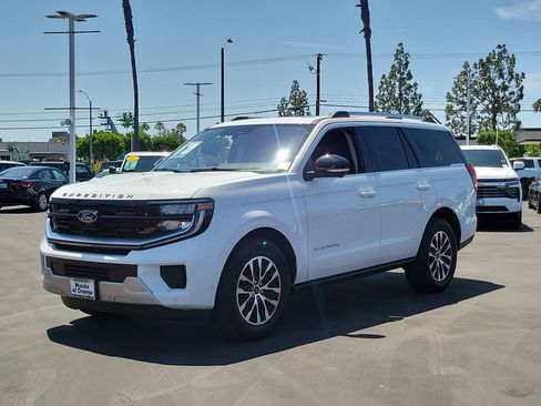 Used 2025 Ford Expedition Platinum AWD/4WD image 34