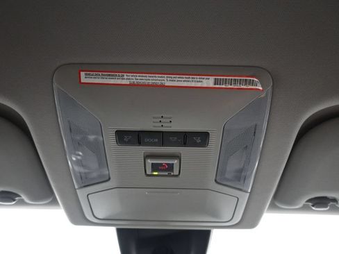 Certified 2022 Toyota RAV4 LE AWD/4WD image 17